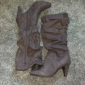 Stylish Brown Women's Boots